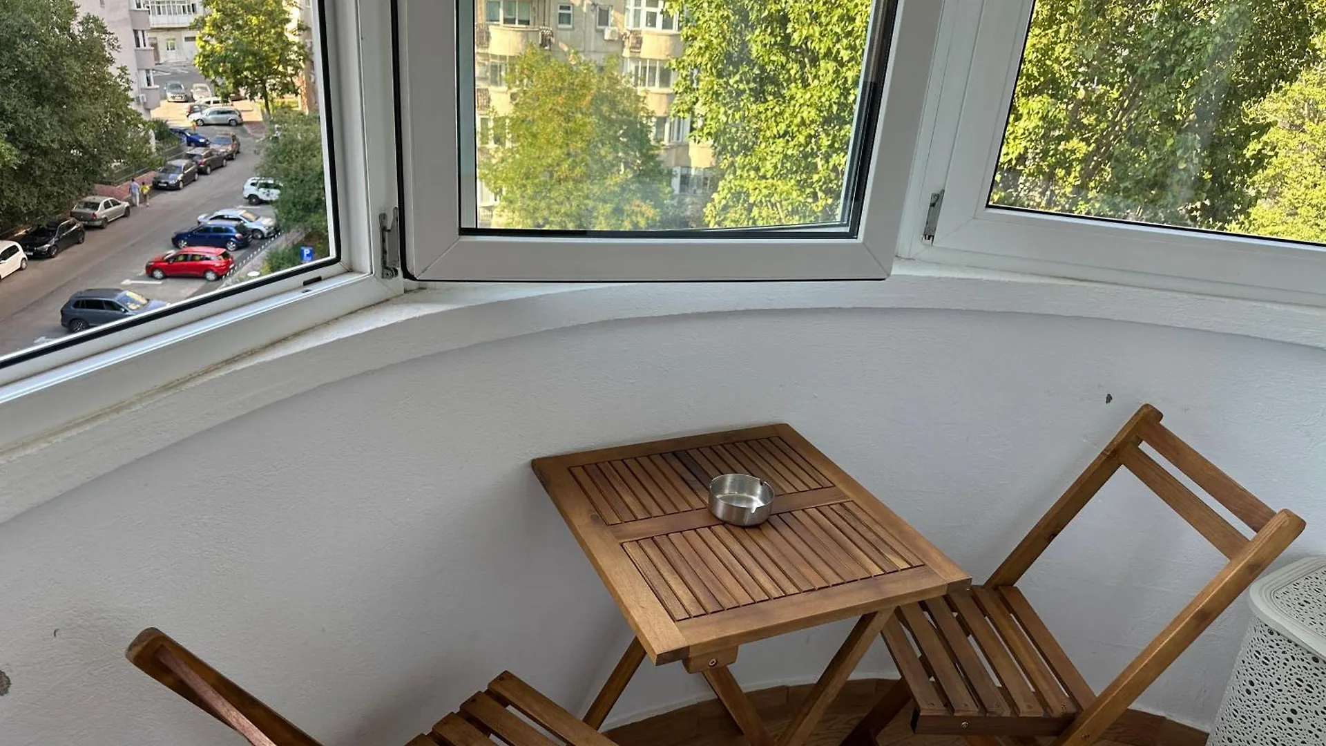 Turquoise Studio Nerva Traian Bucureşti România